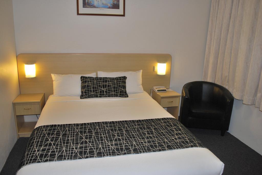 Ashfield Philip Lodge Motel Сидней Номер фото